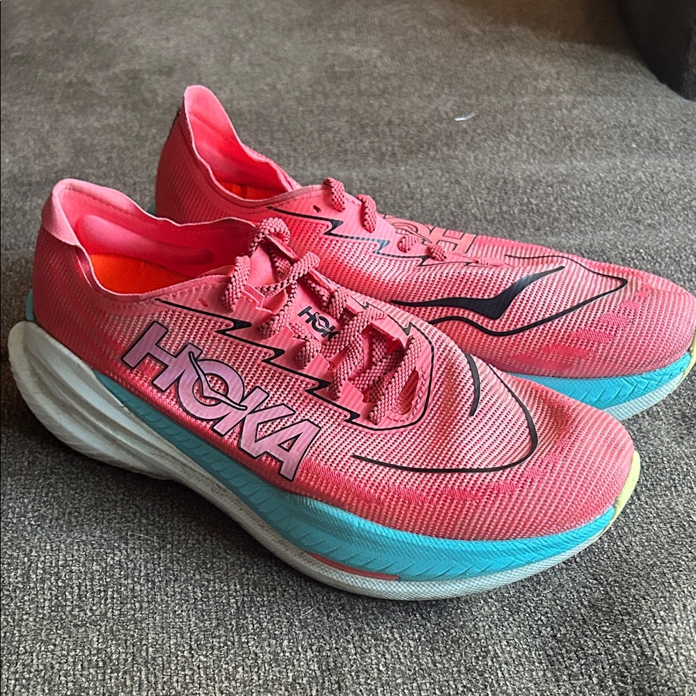 HOKA Mach X 2